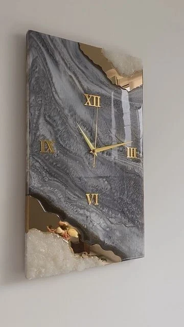 Resin Wall Clock 04