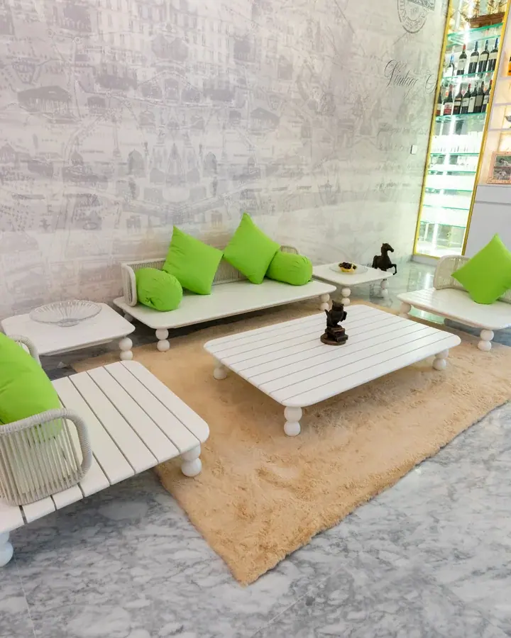Sophie Bennett — Penthouse Apartment, Brisbane